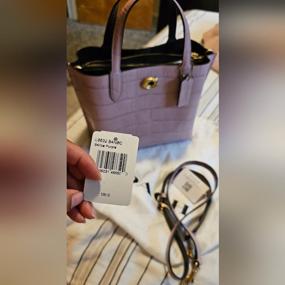 Coach willow tote 24 croc-embossed